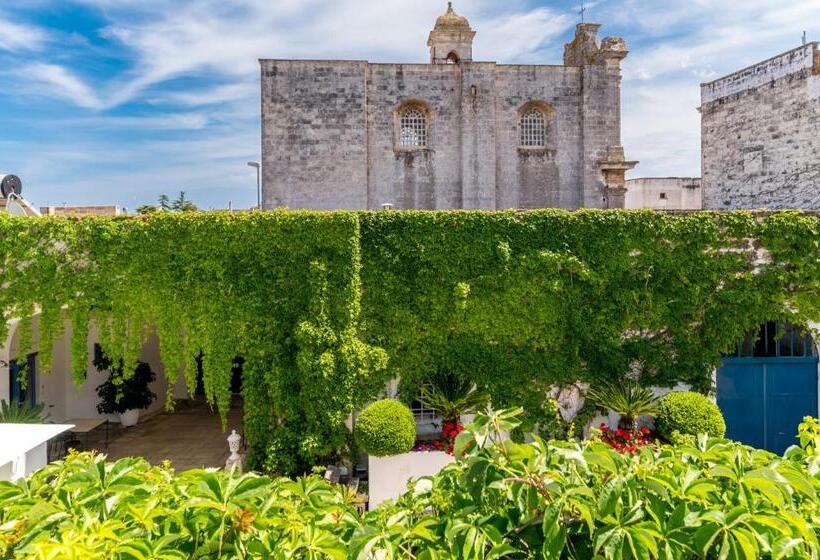 בית מלון כפרי Masseria La Macchiola & Corti Del Mito