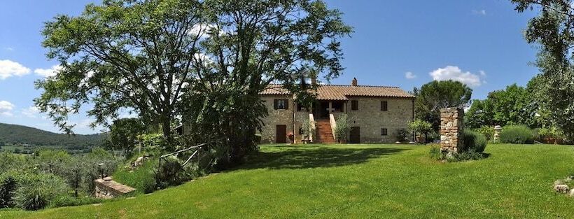 ホテル Agriturismo Podere Luchiano
