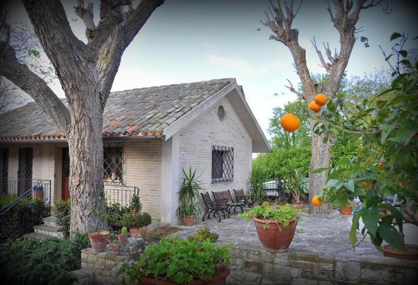 فندق Rustico Del Conero