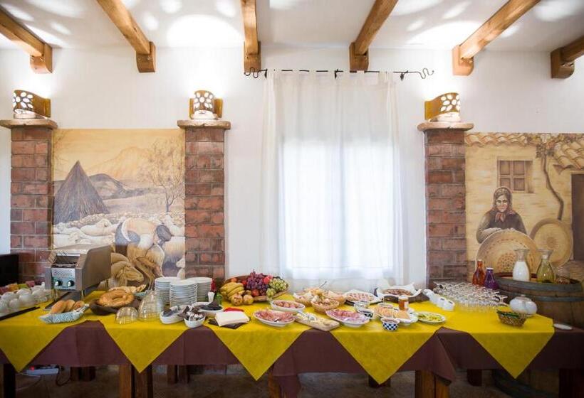 Отель Tenute Costadoria