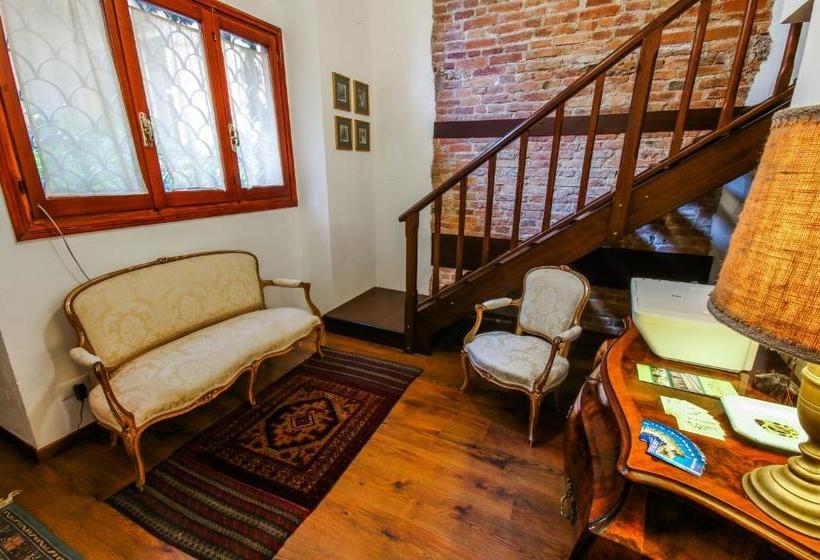 پانسیون Al Cortiletto