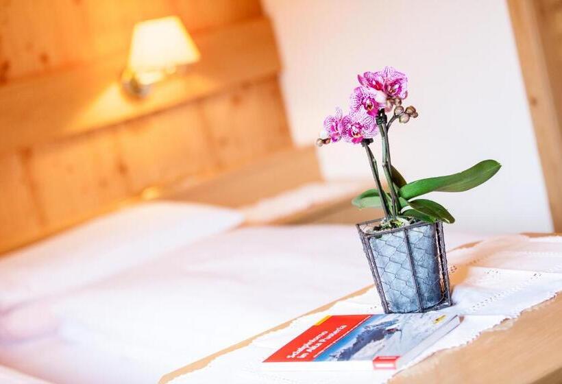 פנסיון Gasthof Tuscherhof