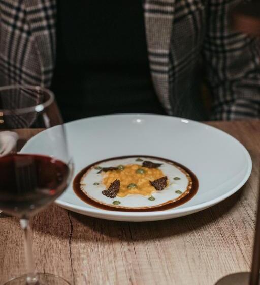 ペンション La Maison Rosa Stella