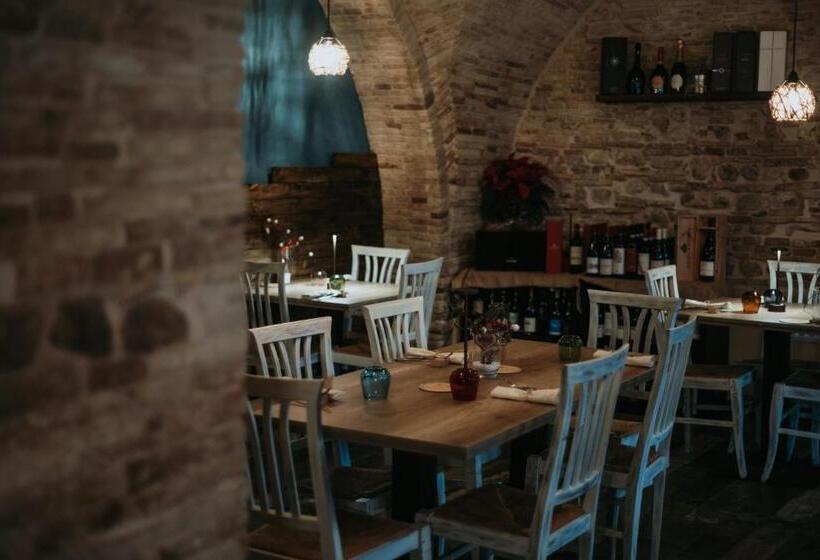 ペンション La Maison Rosa Stella