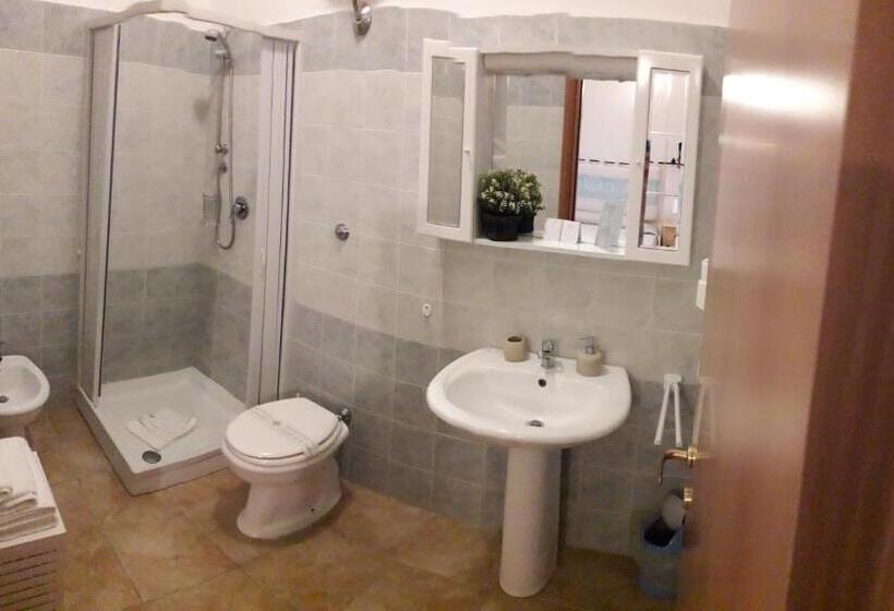 פנסיון Meravisola Costa Rei