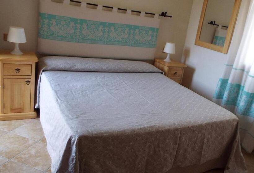 פנסיון Meravisola Costa Rei