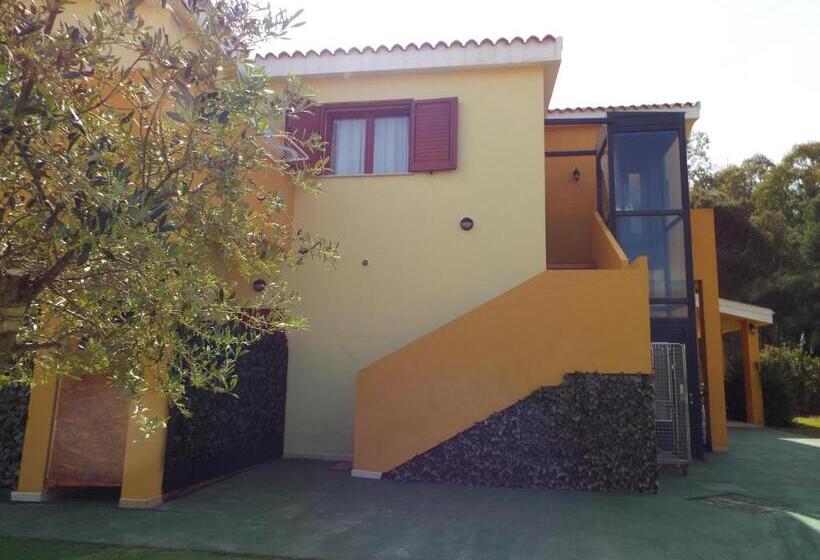 פנסיון Meravisola Costa Rei