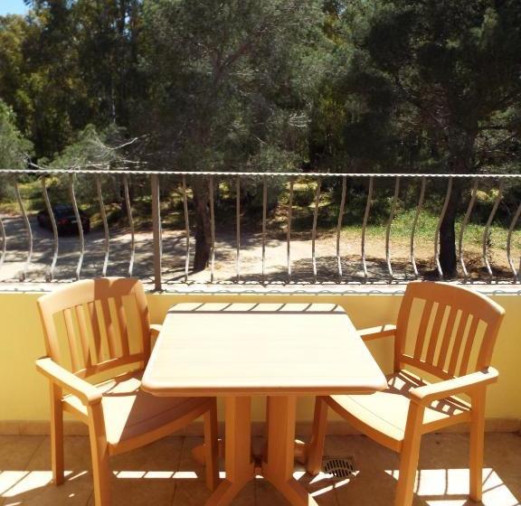 פנסיון Meravisola Costa Rei