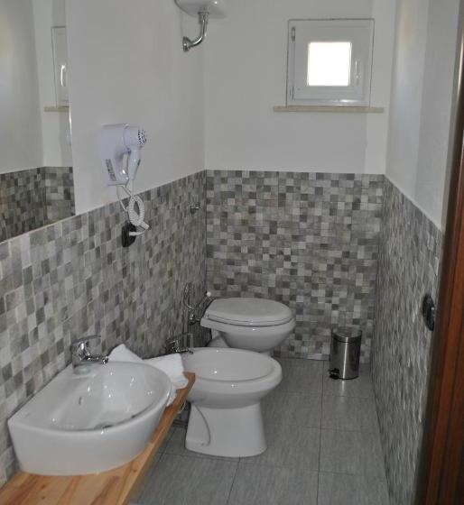 פנסיון Raxul Room