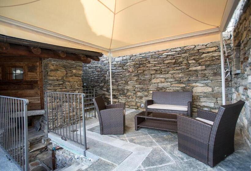 פנסיון Walser House