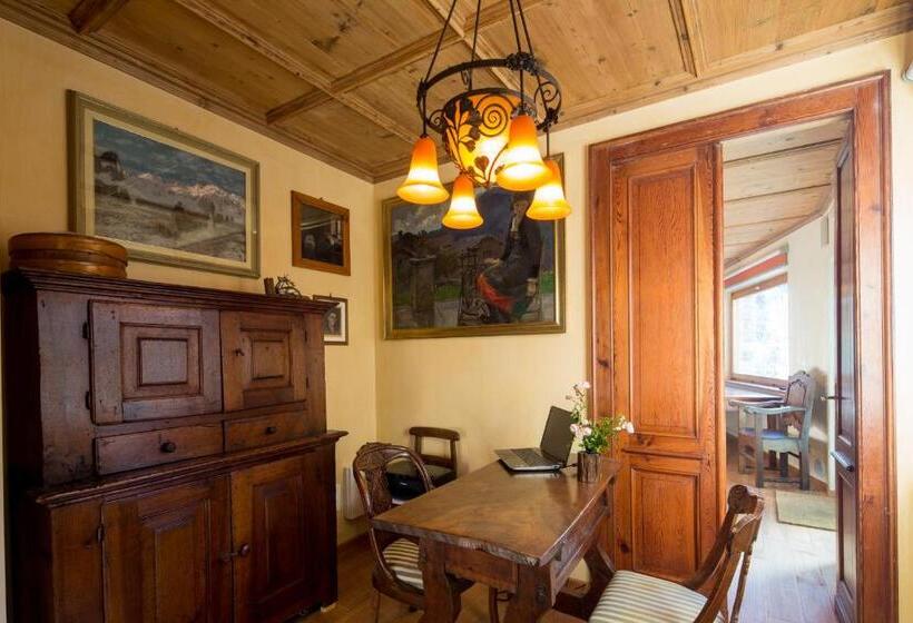 פנסיון Walser House