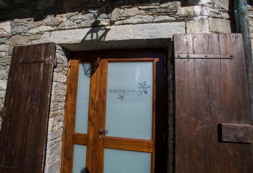 פנסיון Walser House