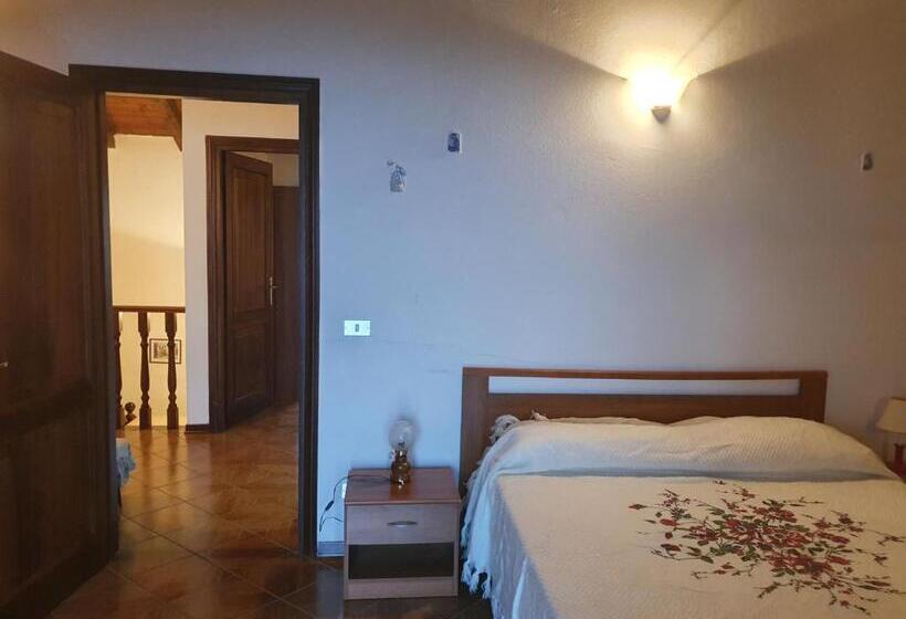 ユースホステル Mamma Teresa