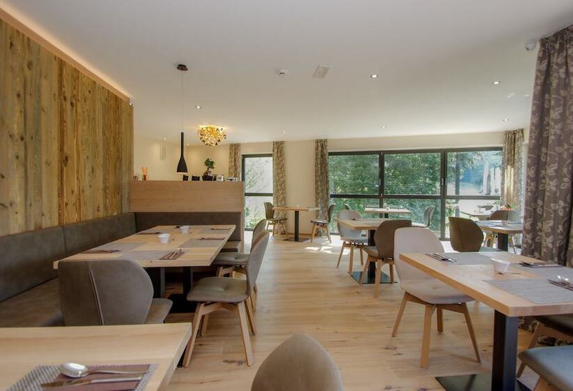 Apartment Hotel Christine