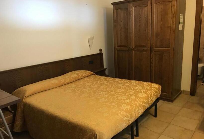 فندق Agriturismo Aqua Viva