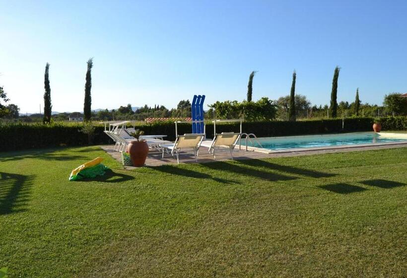 فندق Agriturismo Beveraggio