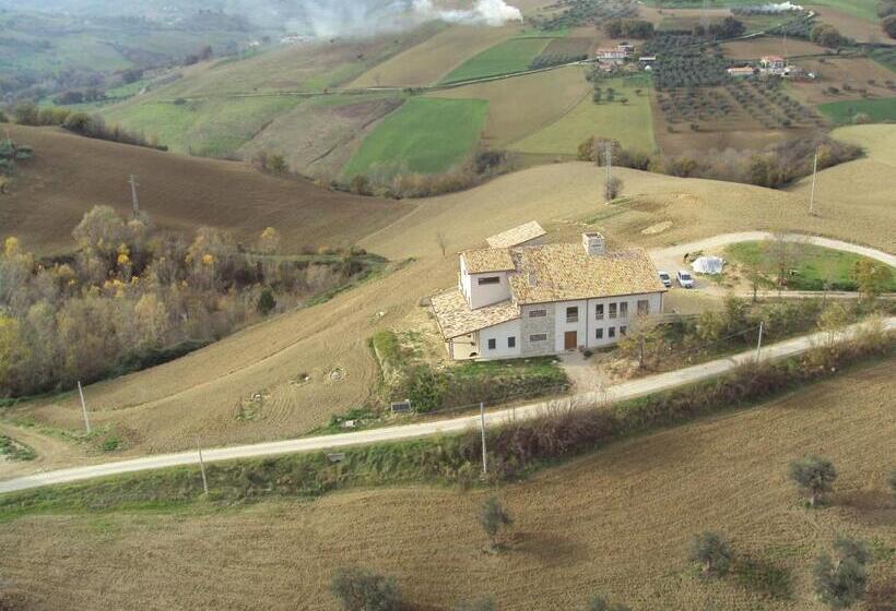 בית מלון כפרי Agriturismo Cignale