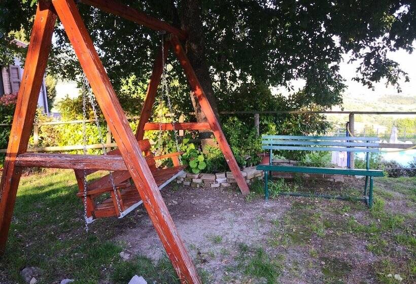 هتل Agriturismo Fattoria Le Origini