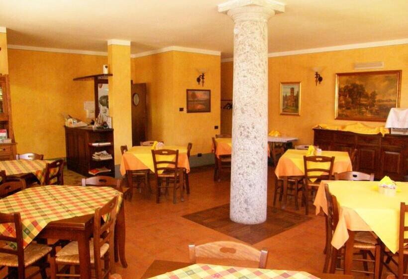 בית מלון כפרי Agriturismo Greppi