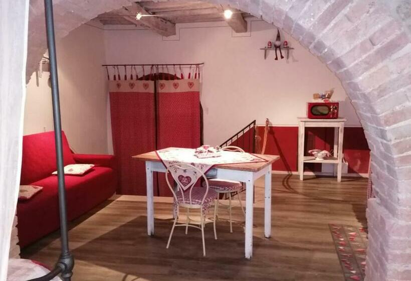 בית מלון כפרי Agriturismo La Poderina