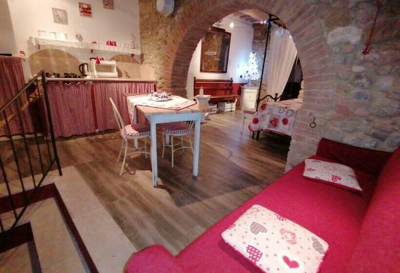 בית מלון כפרי Agriturismo La Poderina