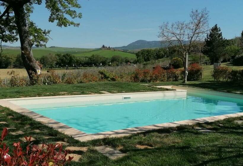 בית מלון כפרי Agriturismo La Poderina