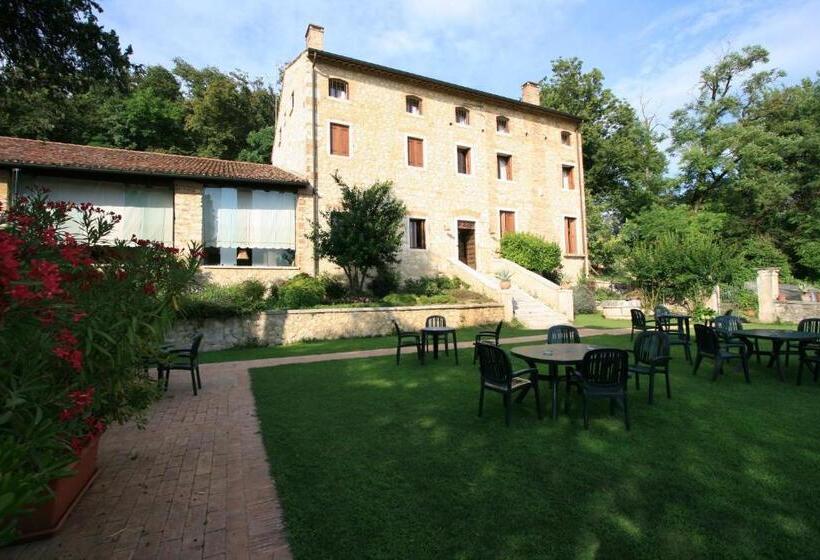 בית מלון כפרי Agriturismo Le Vescovane