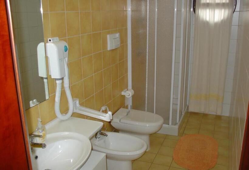 فندق Agriturismo Mulinu Betzu