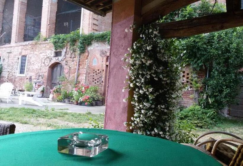 Отель Agriturismo Olivazzi