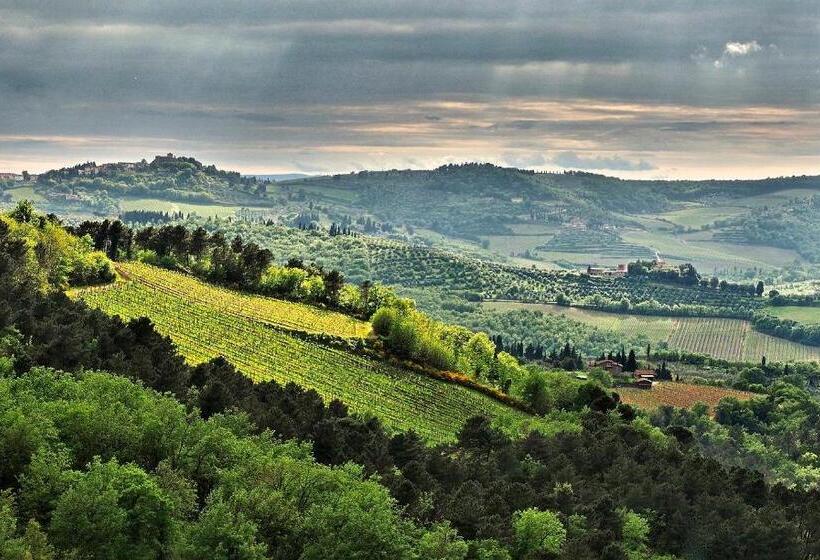 هتل Agriturismo Poggio All'olmo