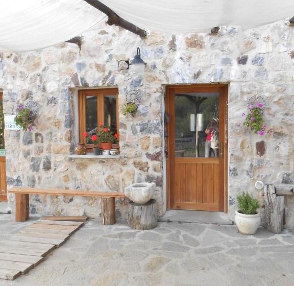 فندق Azienda Agrituristica Risveglio Naturale