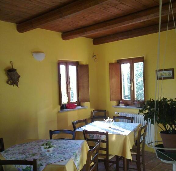 فندق Azienda Agrituristica Risveglio Naturale