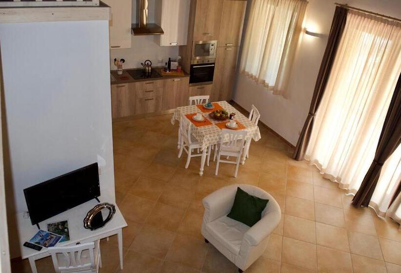 Отель Corte Attilea