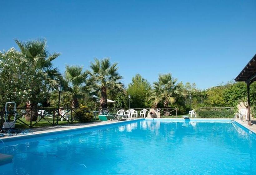 호텔 Country House Il Piancardato