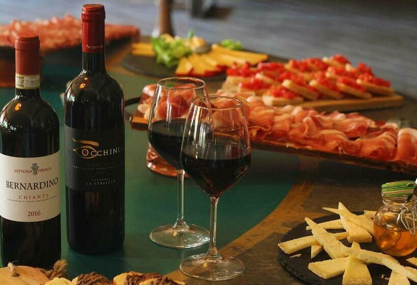 هتل La Striscia Wine Resort