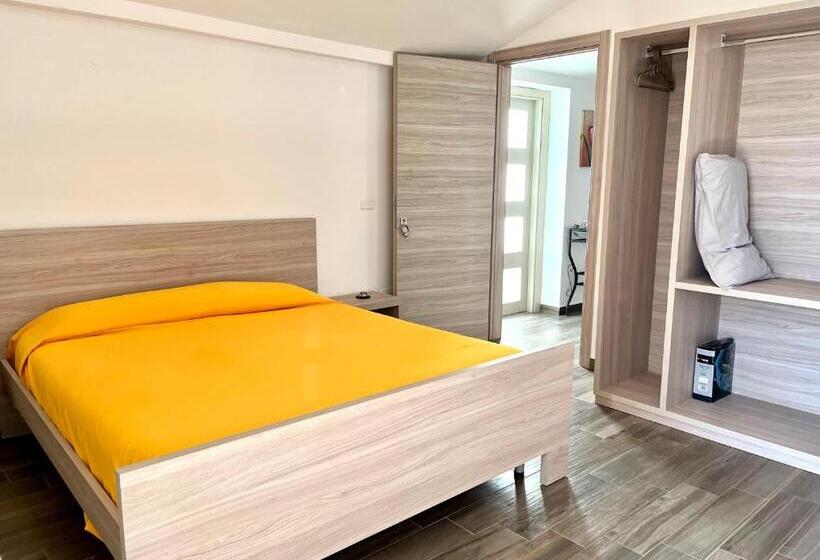 Отель Pescheto Tenuta Chimenti