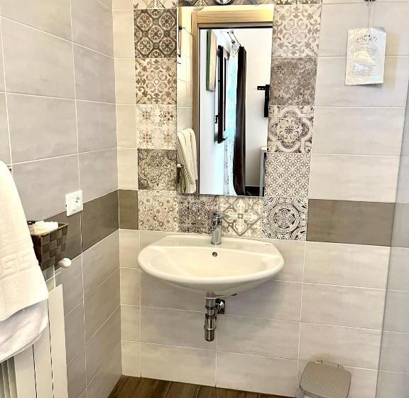 Отель Pescheto Tenuta Chimenti