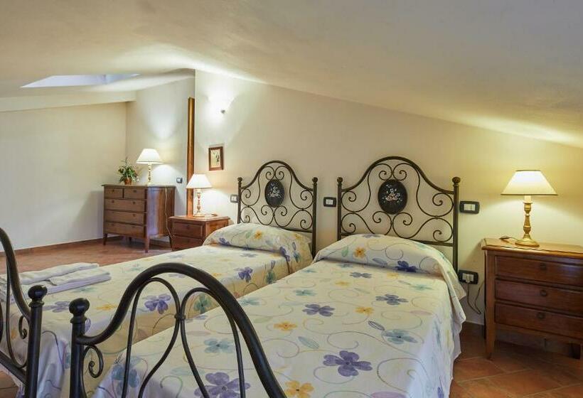 בית מלון כפרי Relais La Cerreta