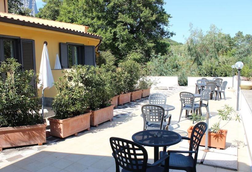 호텔 Verdeblu Country