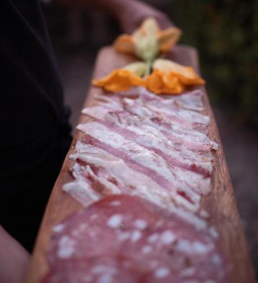 Отель Villa Montecastello