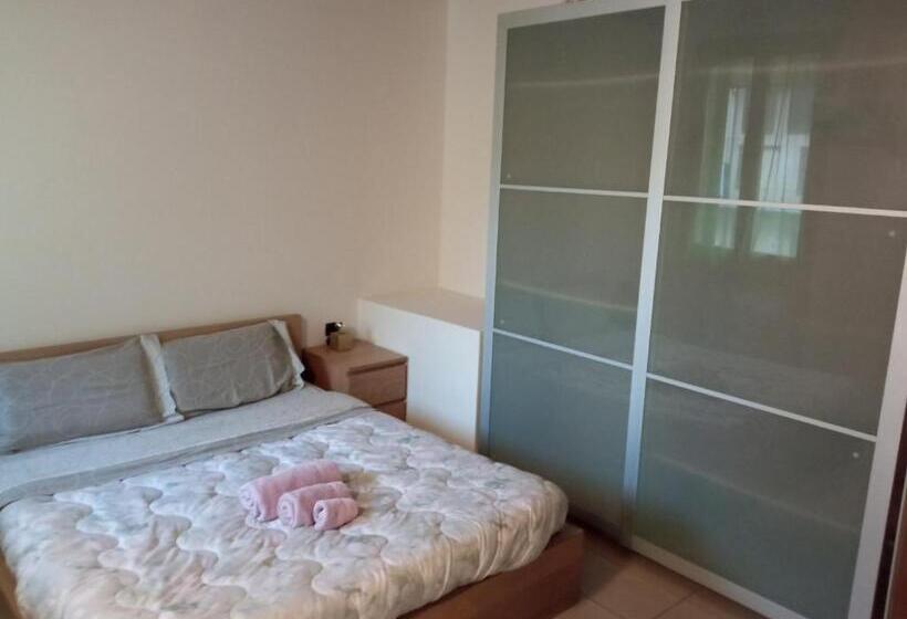 פנסיון Camera 40