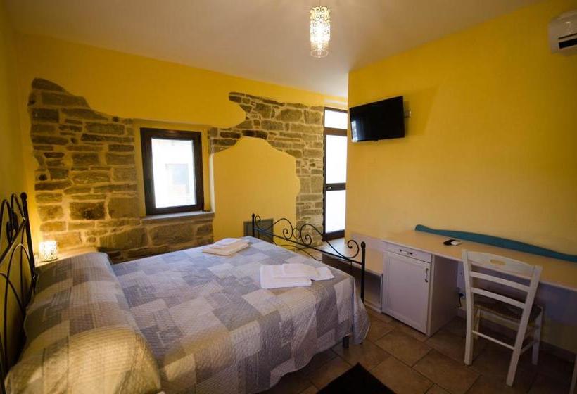 بنسيون Dimore Dell Olmo Ospitalità Diffusa