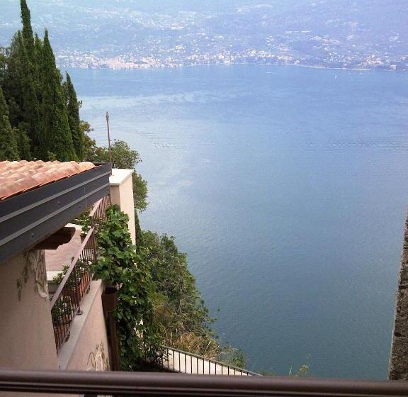 بنسيون Locanda Al Castelletto