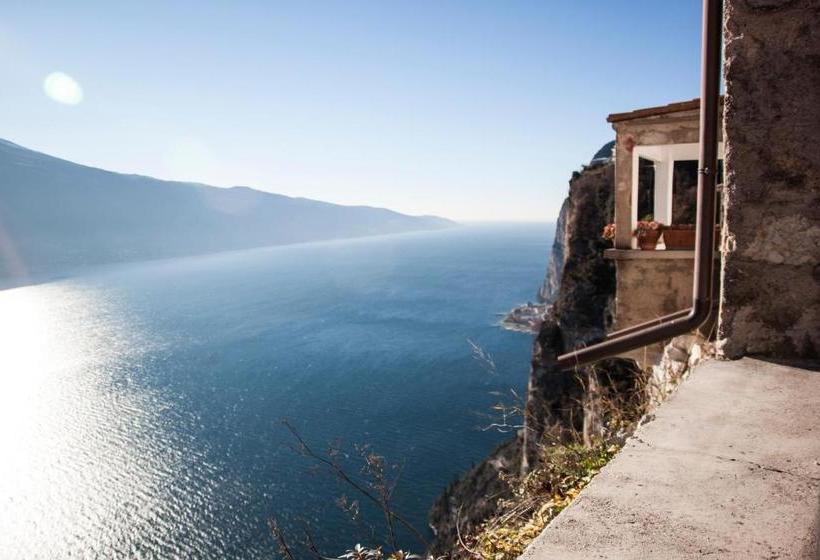 بنسيون Locanda Al Castelletto