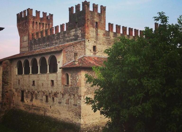 بنسيون Locanda Dei Nobili Viaggiatori