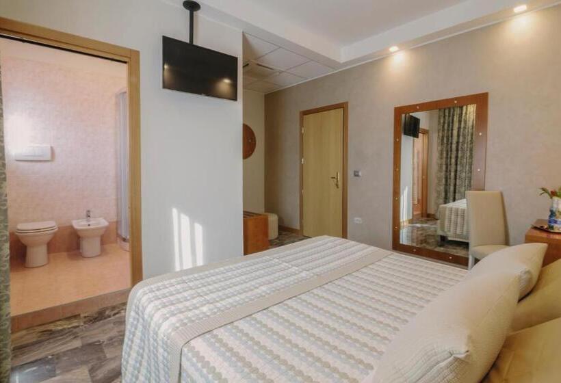 פנסיון Piccolo