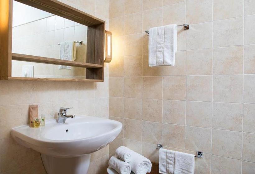 ペンション S'anninnia