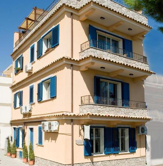 Пансион Taormina Beach House