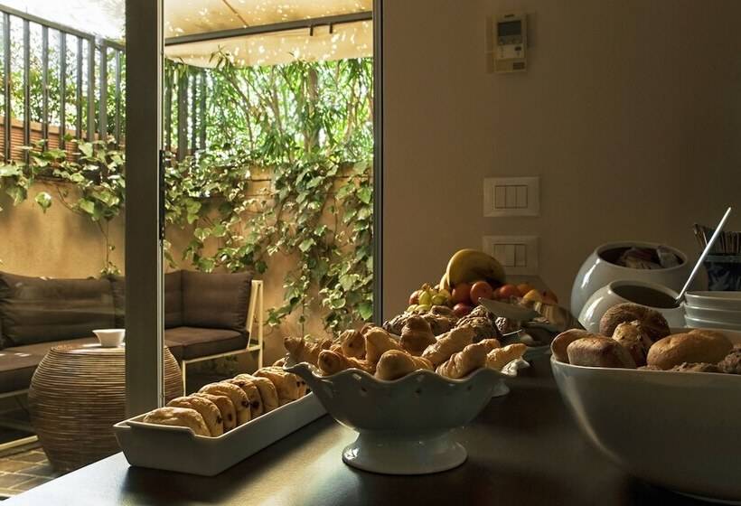 膳宿费 Vialeromadodici Rooms & Apartments