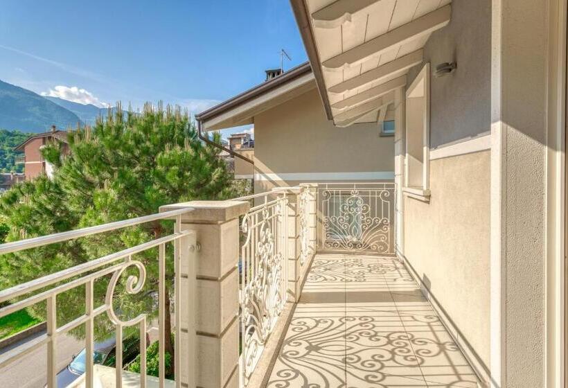 بنسيون Villa Liberty